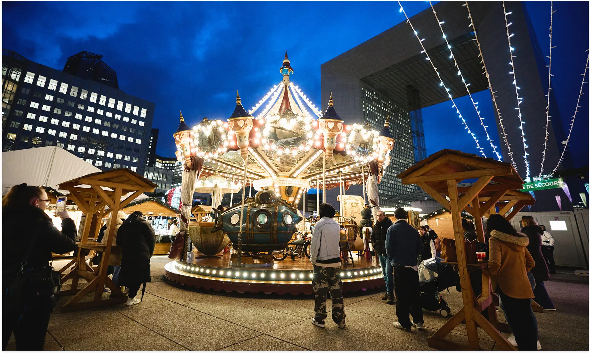 Carrousel lumineux Paris La Défense